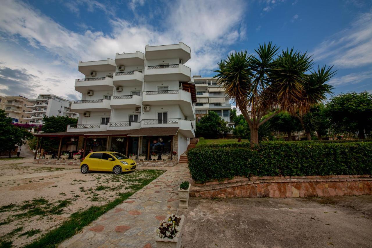 Hotel Keliani Sarandë エクステリア 写真