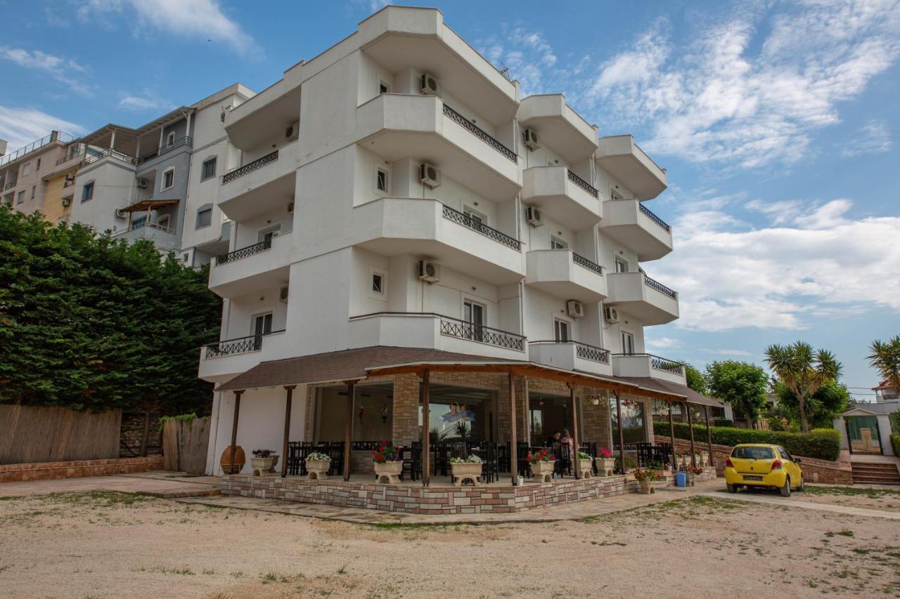 Hotel Keliani Sarandë エクステリア 写真