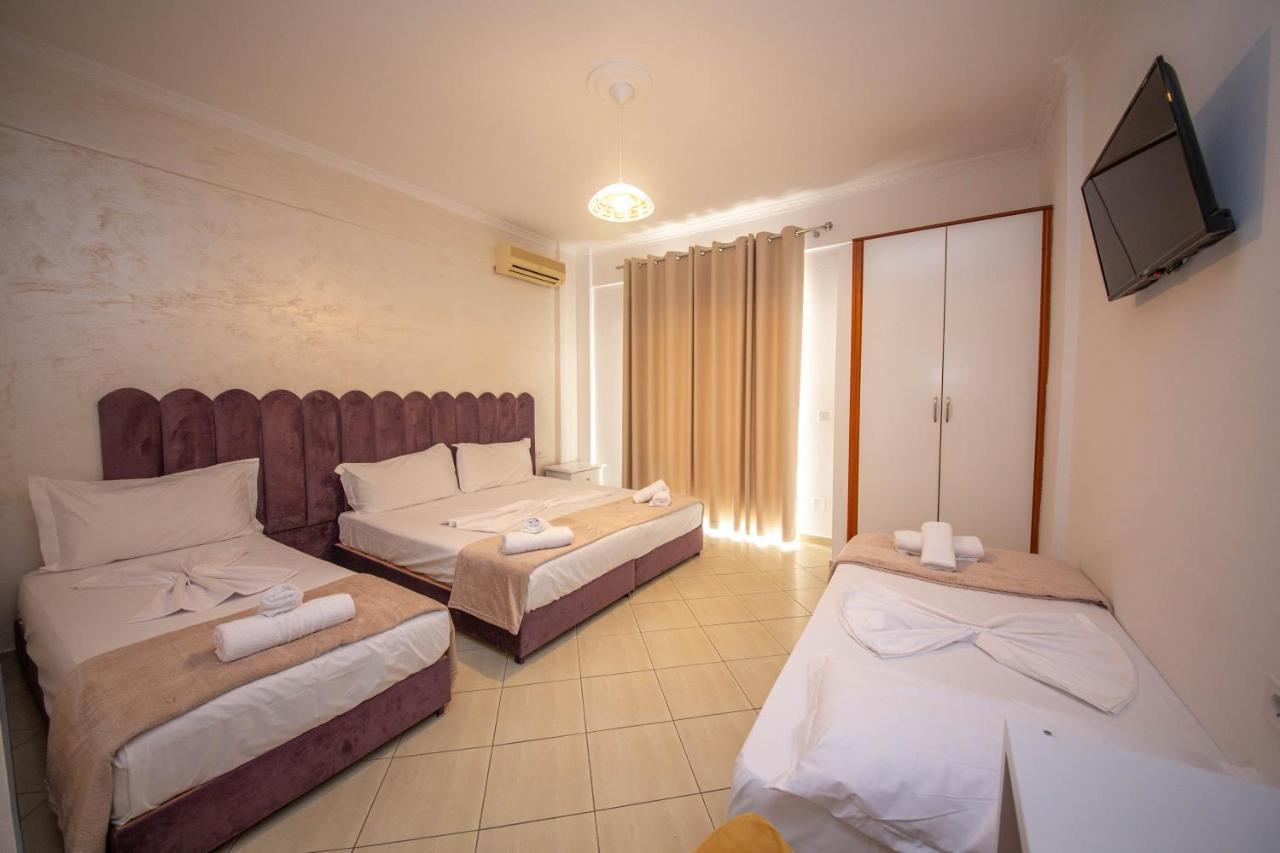 Hotel Keliani Sarandë エクステリア 写真