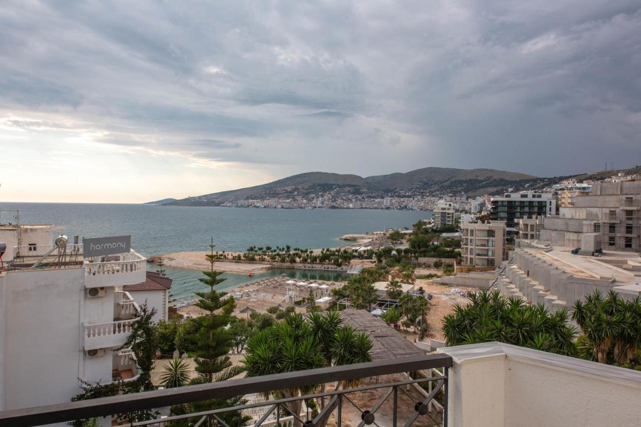 Hotel Keliani Sarandë エクステリア 写真