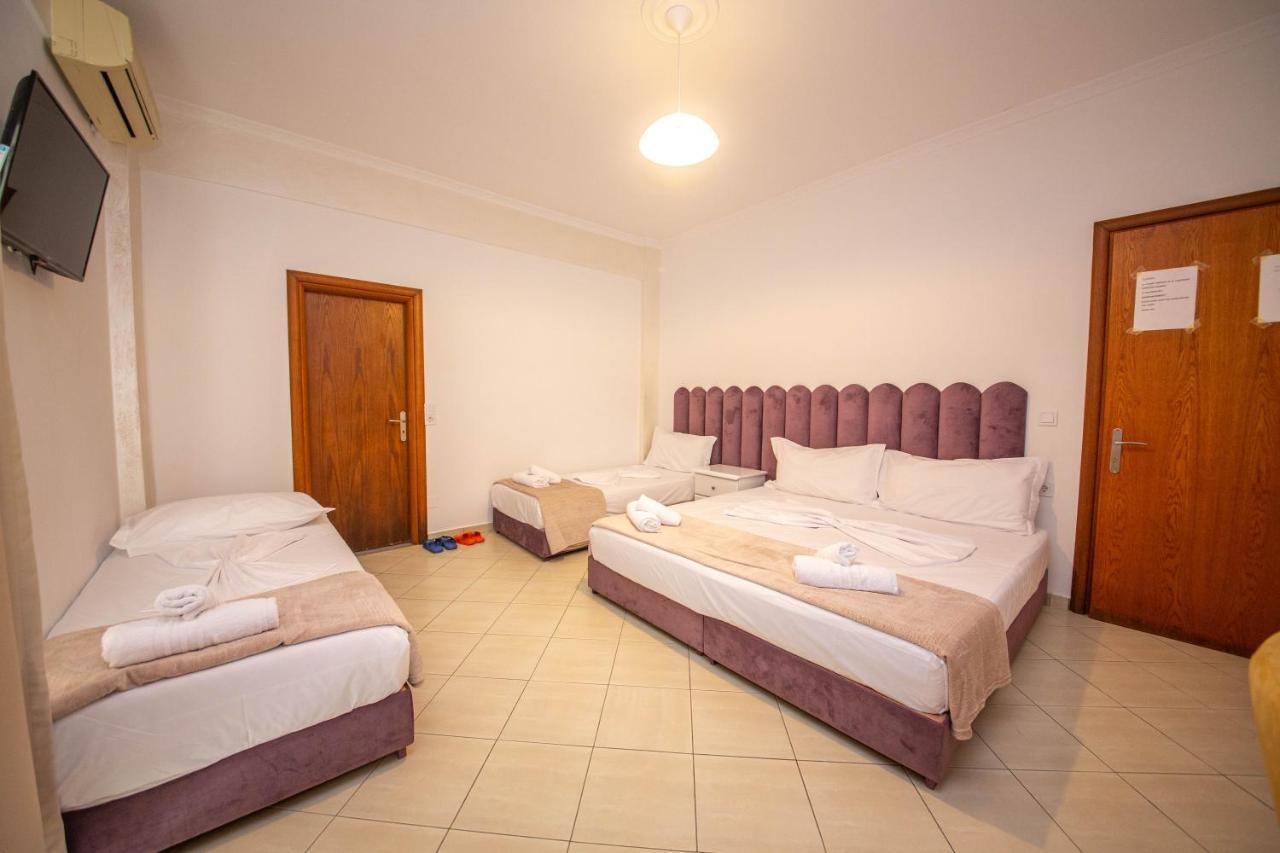 Hotel Keliani Sarandë エクステリア 写真