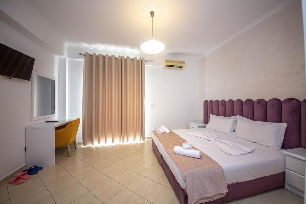 Hotel Keliani Sarandë エクステリア 写真